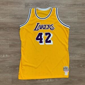 Mitchell & Ness Lakers Yellow Jersey